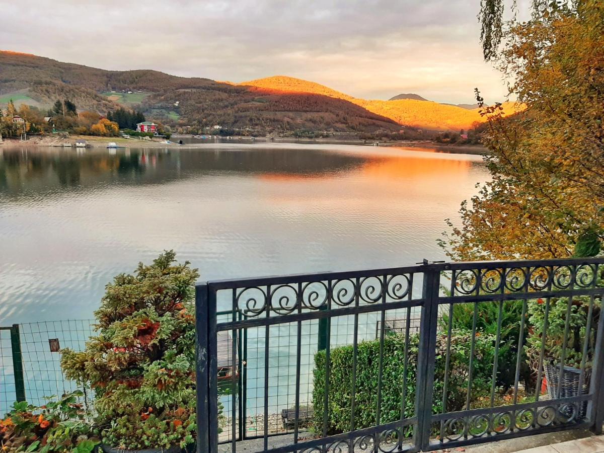 Lake House Novi Pazar Exterior foto