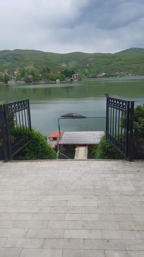 Lake House Novi Pazar Exterior foto